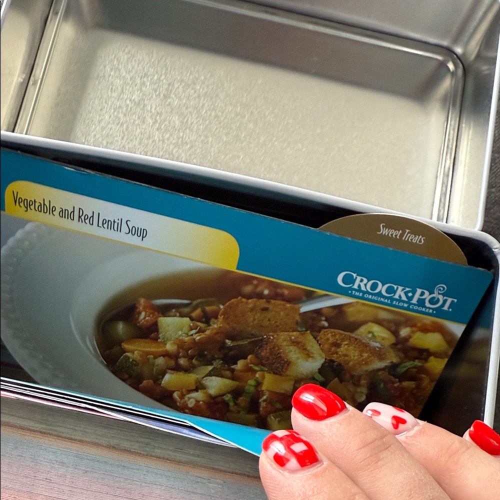 Crock-Pot Recipe Card Collection Box - Picture 5 of 5